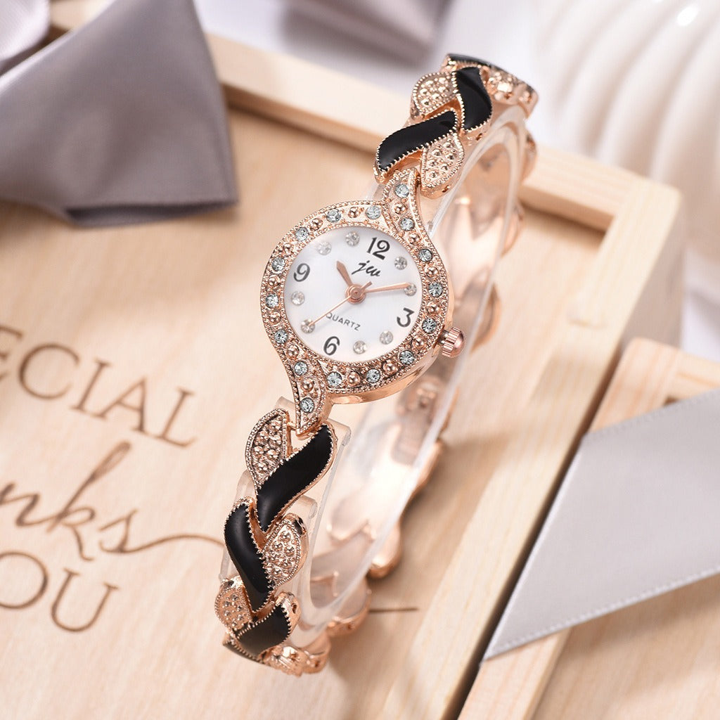 New Cross border Fashion Versatile Women's Love Watch Band with Diamond Quartz Watch Set